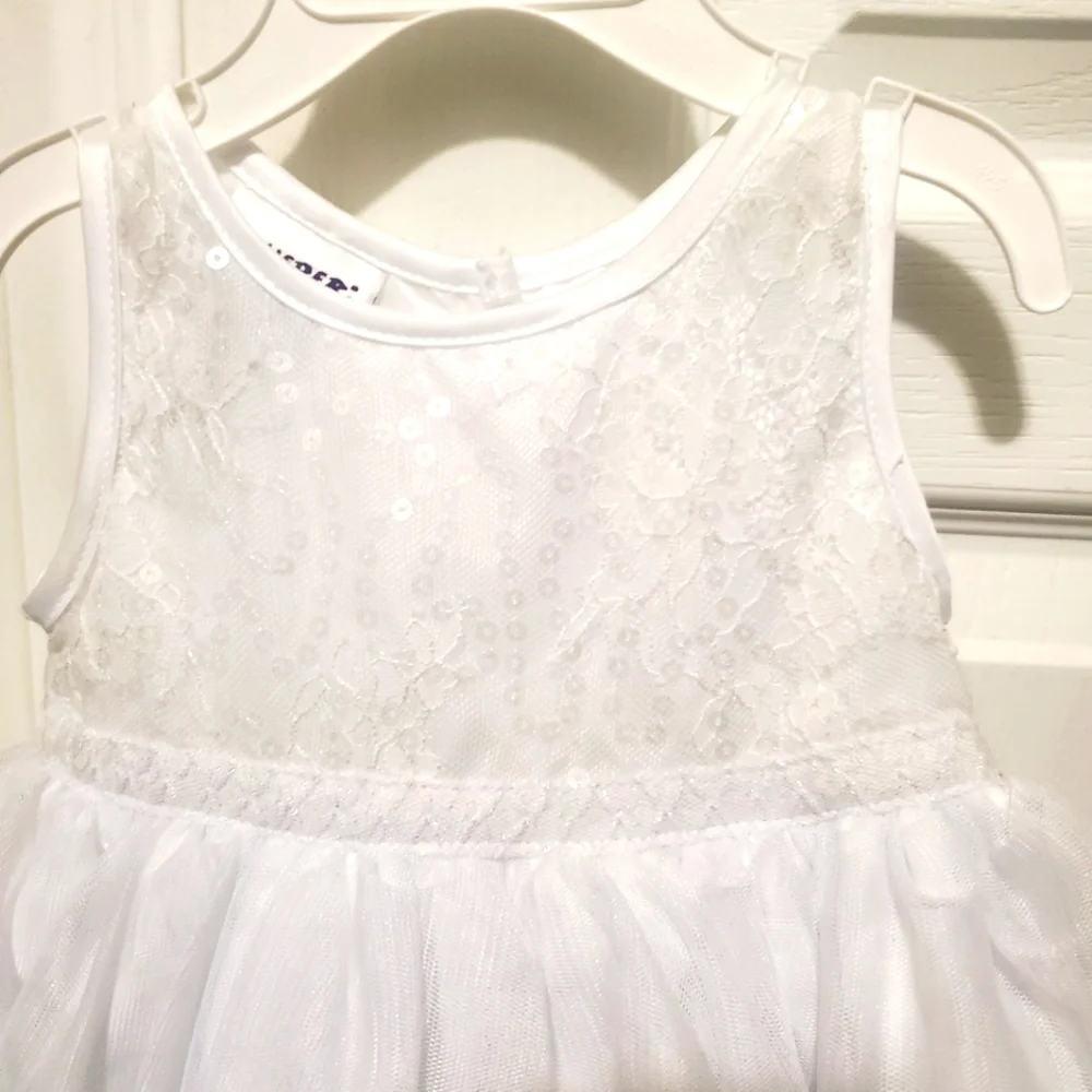 Baby girl white tulle dress - Picture 3 of 3